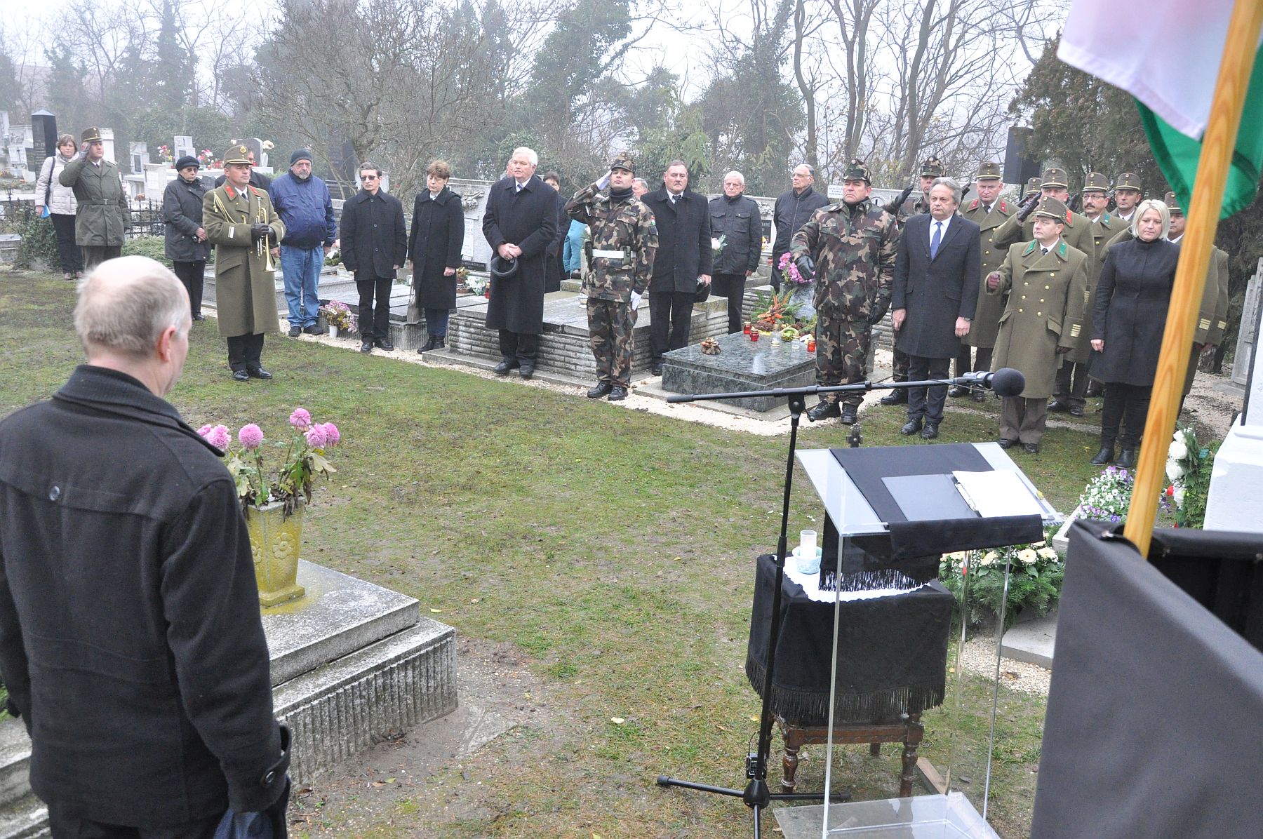 Felújított hősi emlékmű átadása az evangélikus temetőben